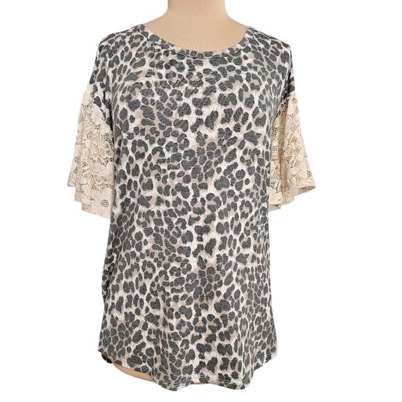 Leopard Top Women's Medium Animal Lace Sleeves Mob Wife Career Office Dainty - Picture 1 of 15